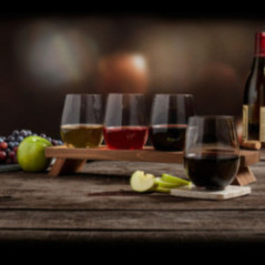 SET DE VASOS PARA VINO CON BASE MADERA